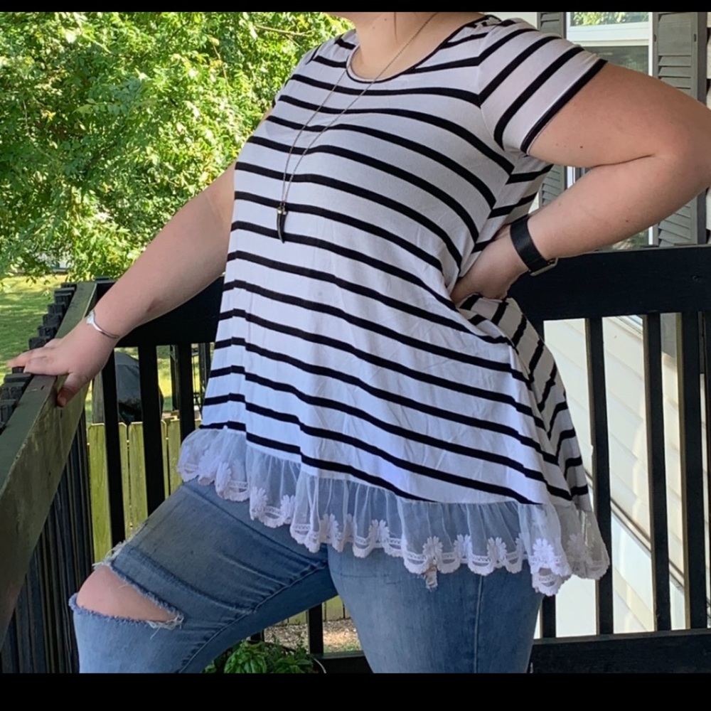 High-low striped blouse